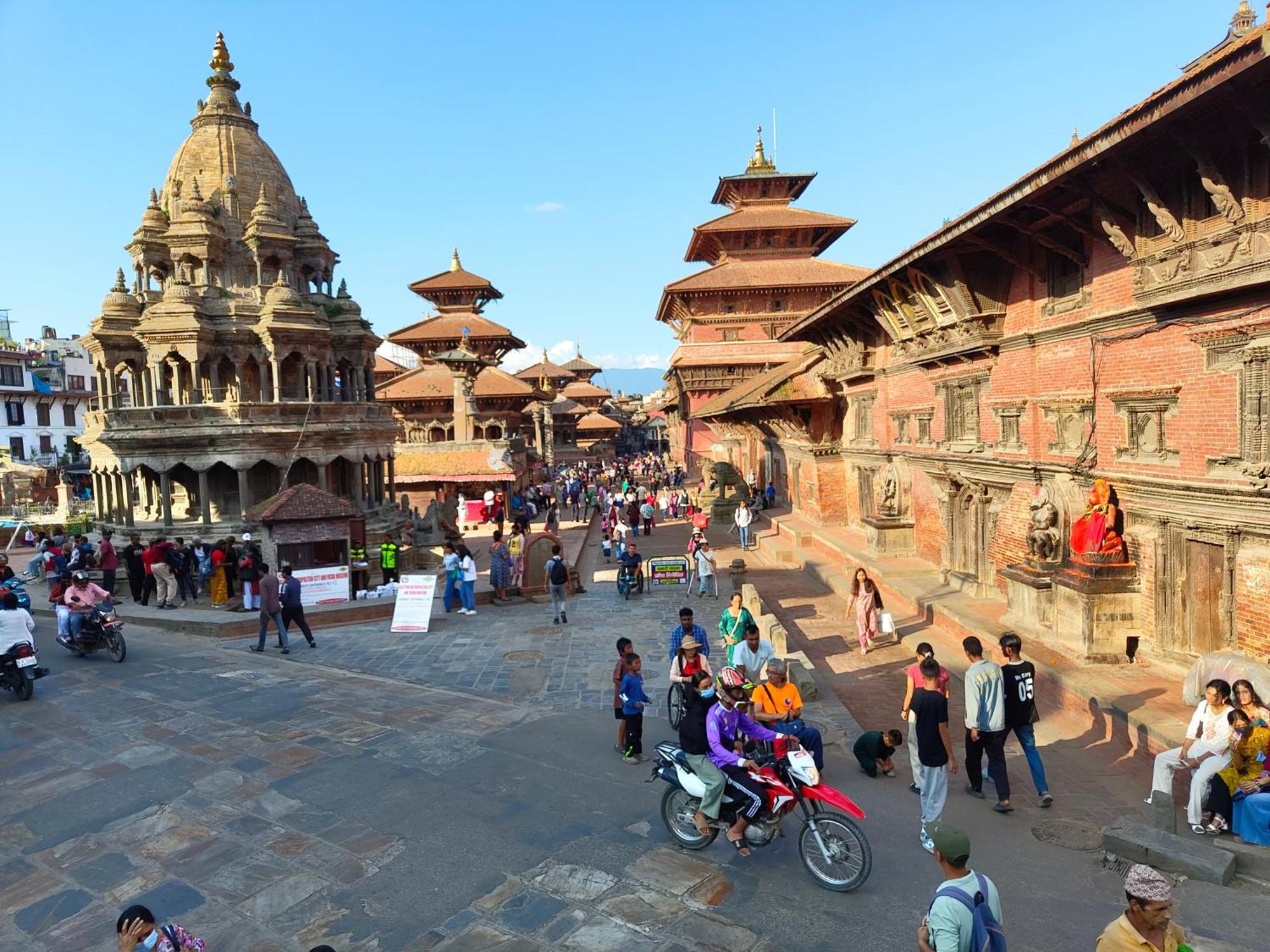 Готель Patan Square - 2 Km From Patan Durbar Square Екстер'єр фото